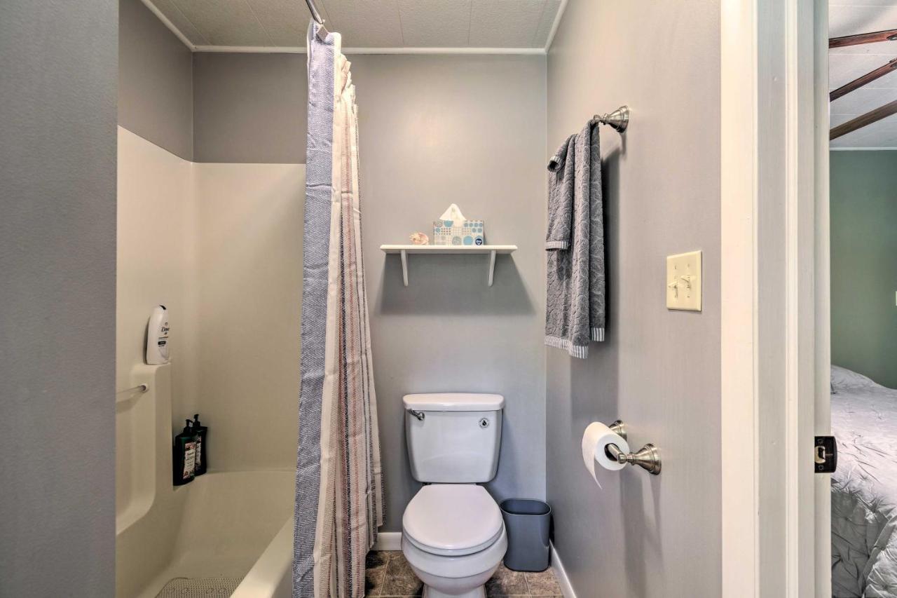 Peaceful Finger Lakes Apartment With Patio! Ovid Ngoại thất bức ảnh